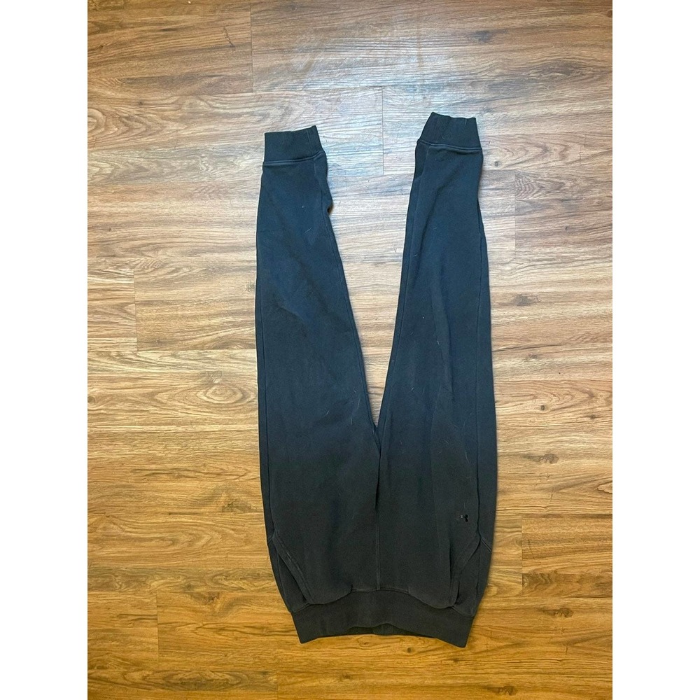 Under Armour black sweats size petite sm